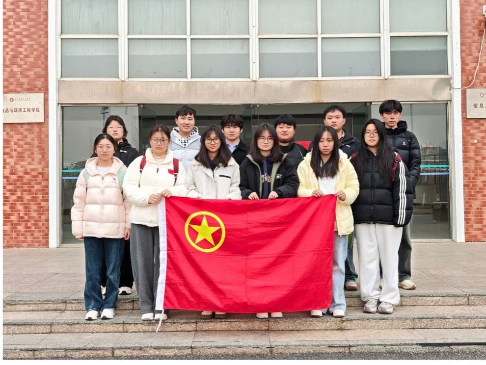 【雷锋月】信息工程学院：以青春之名，传雷锋精神——团支部开展“雷锋月”主题团日活动